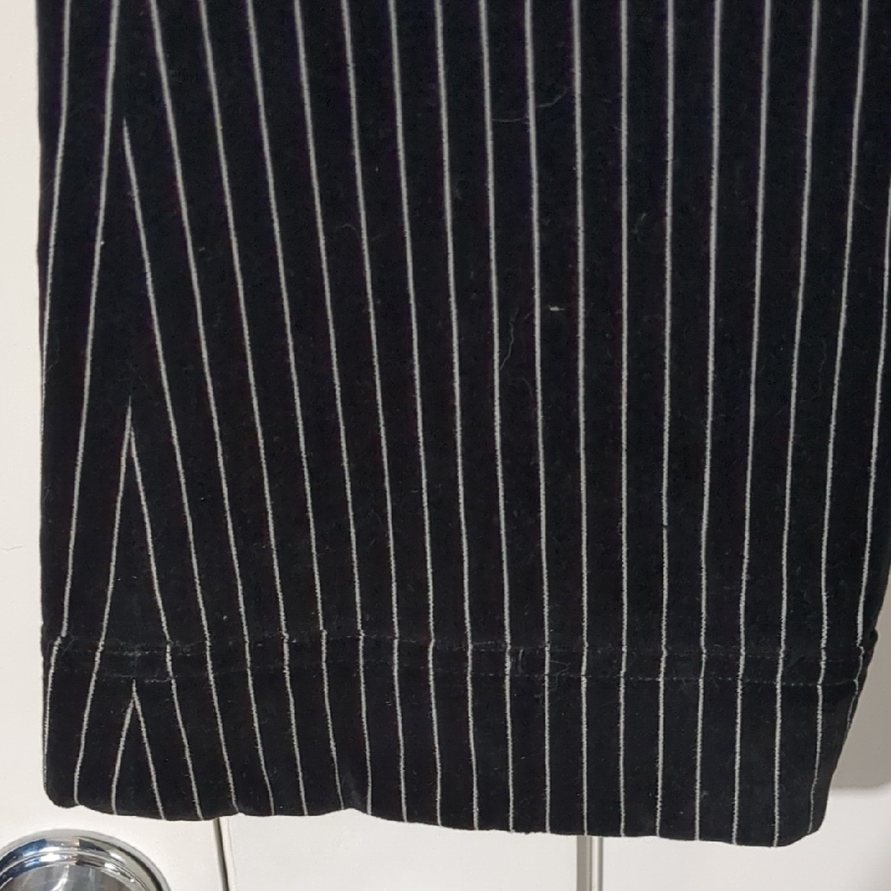 Divided - Black & White Striped Velvet Pants - Sz 6 - Picture 6 of 9